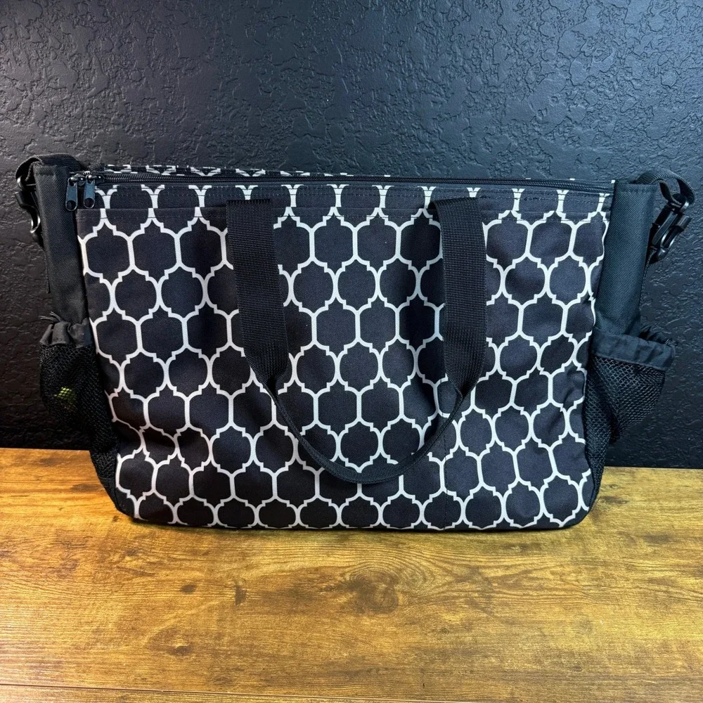 Skip Hop Duo Signature Black White Polyester‎ Diaper Bag Tote Unisex Large